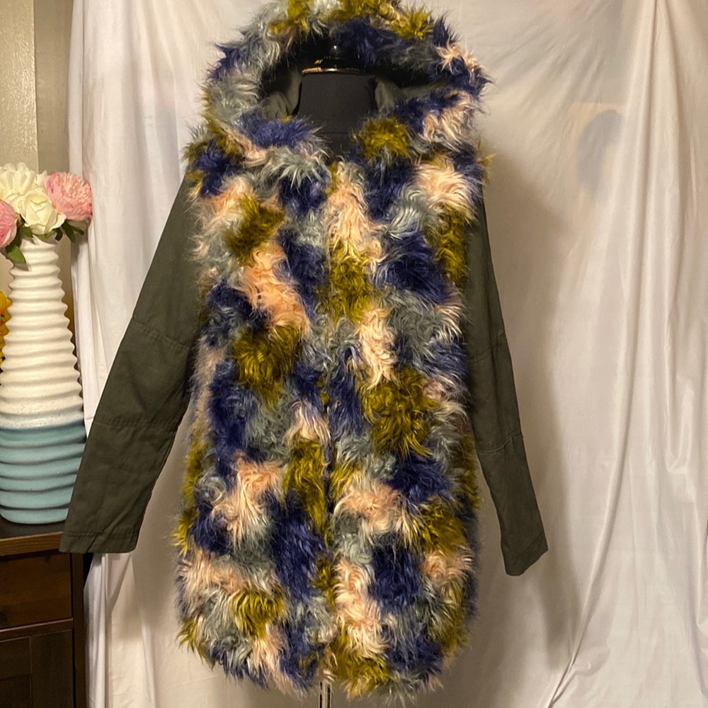 URBANCODE LONDON WOMEN’S  MULTIPLE COLOR FAUX FUR COAT SIZE UK 12 US 8